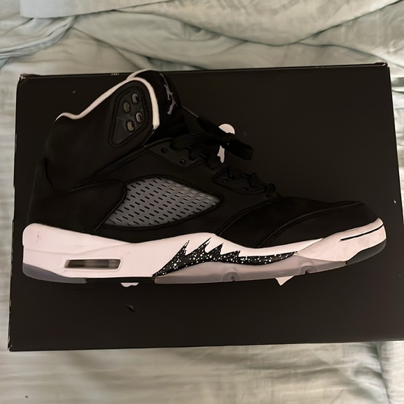 Air Jordan 5 Retro Oreo - Picture 5 of 6